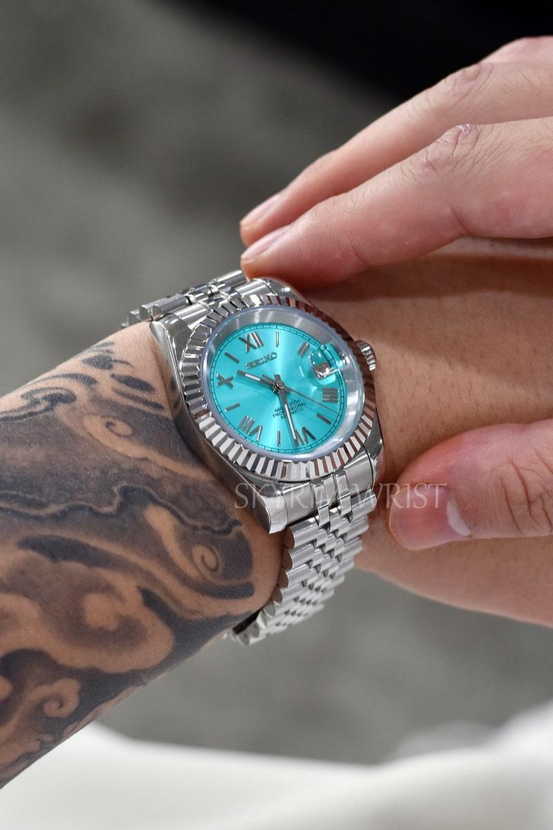 Mod Datejust Roman Tiffany Green - SKYRIM WRIST