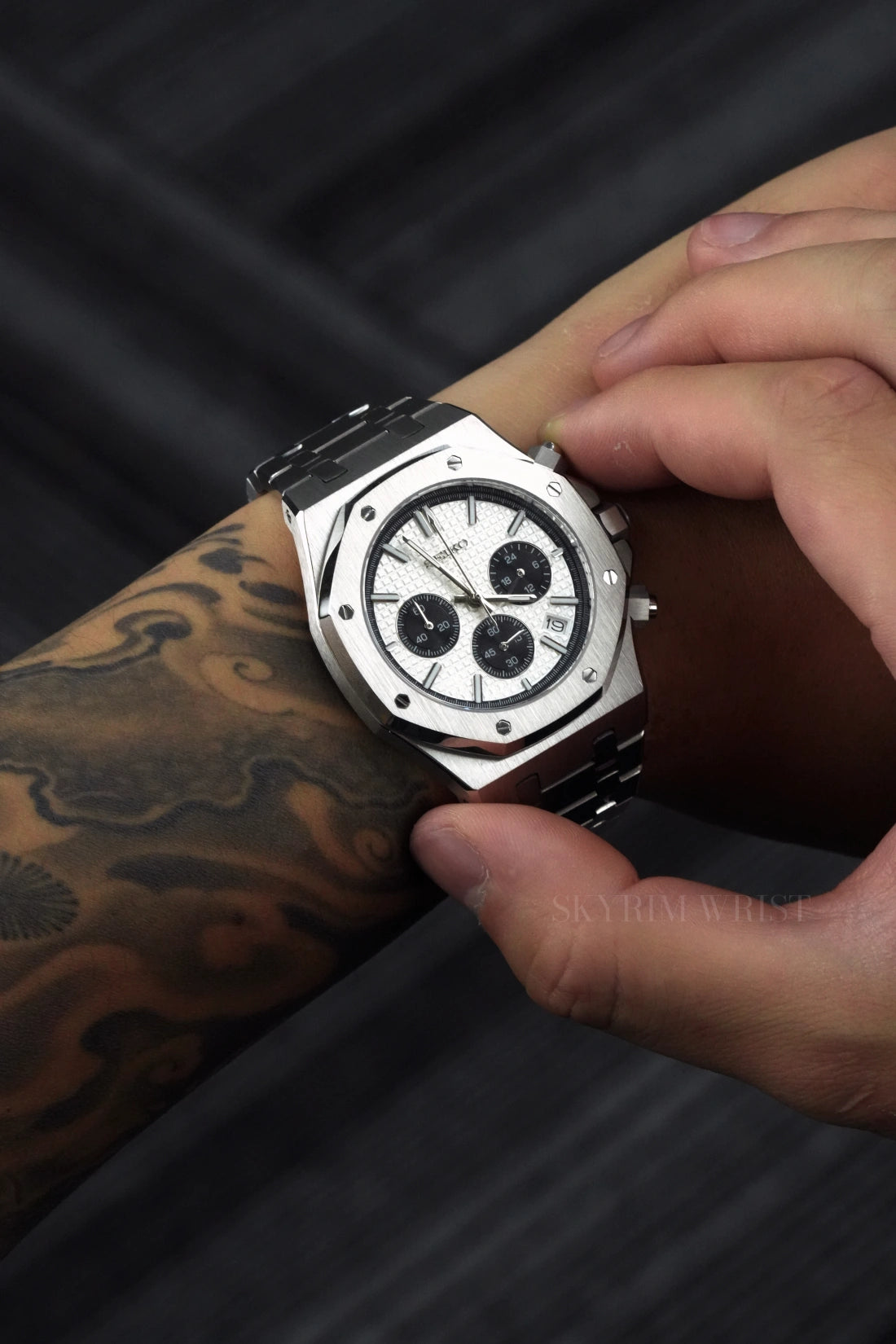 Mod Royal Oak Panda Chronograph - SKYRIM WRIST