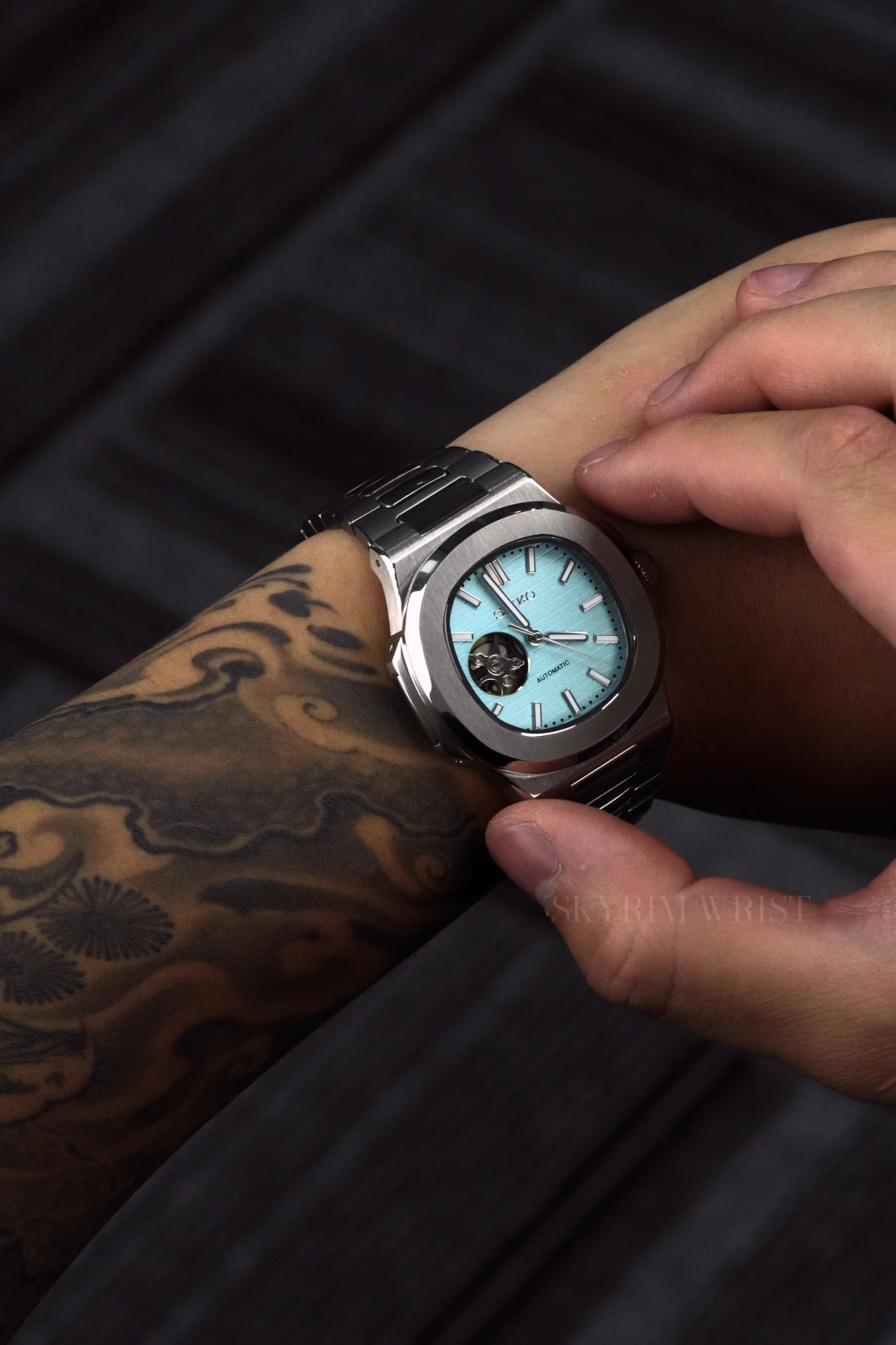 Mod Nautilus Skeleton Tiffany Blue - SKYRIM WRIST