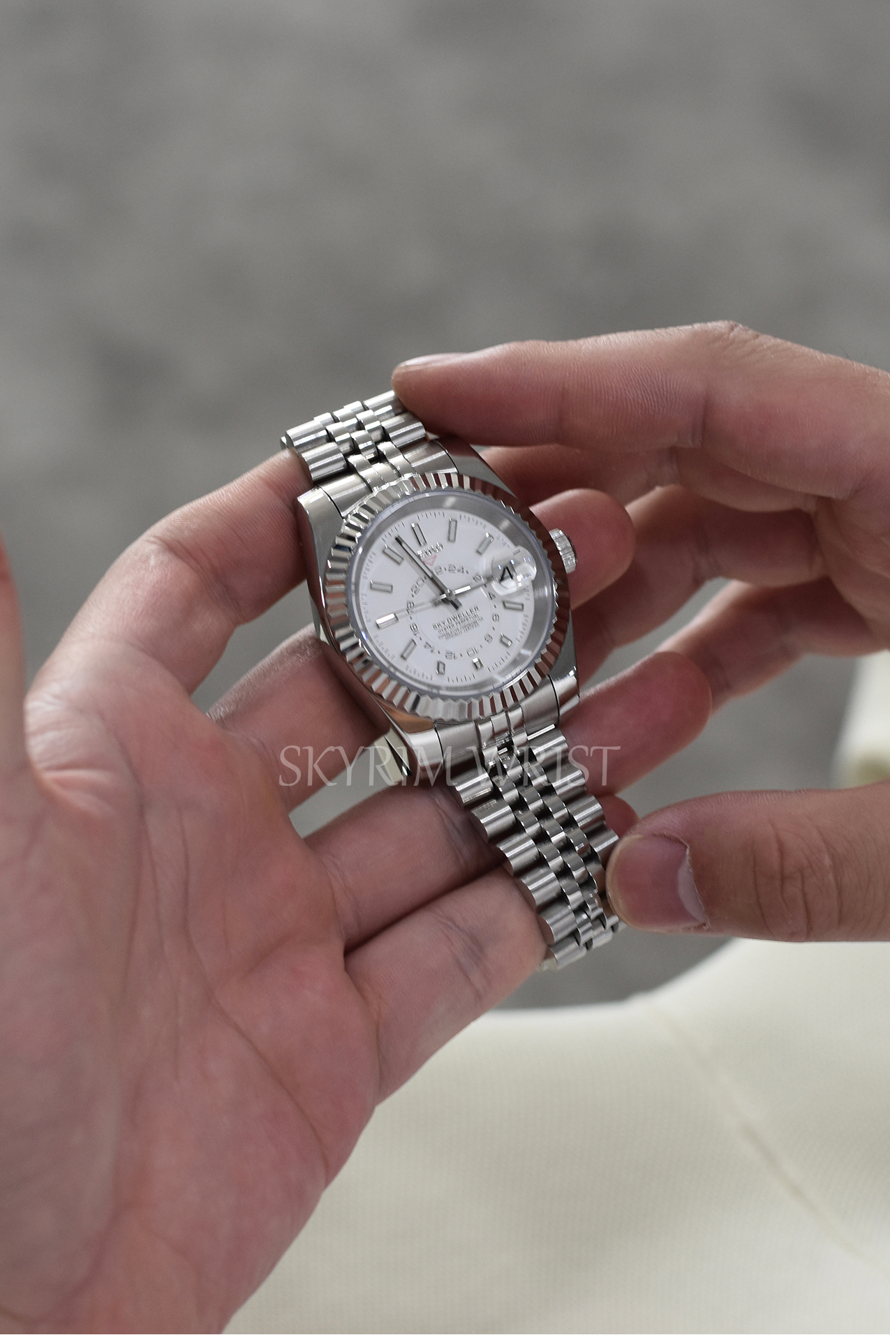 Mod Sky-Dweller White - SKYRIM WRIST