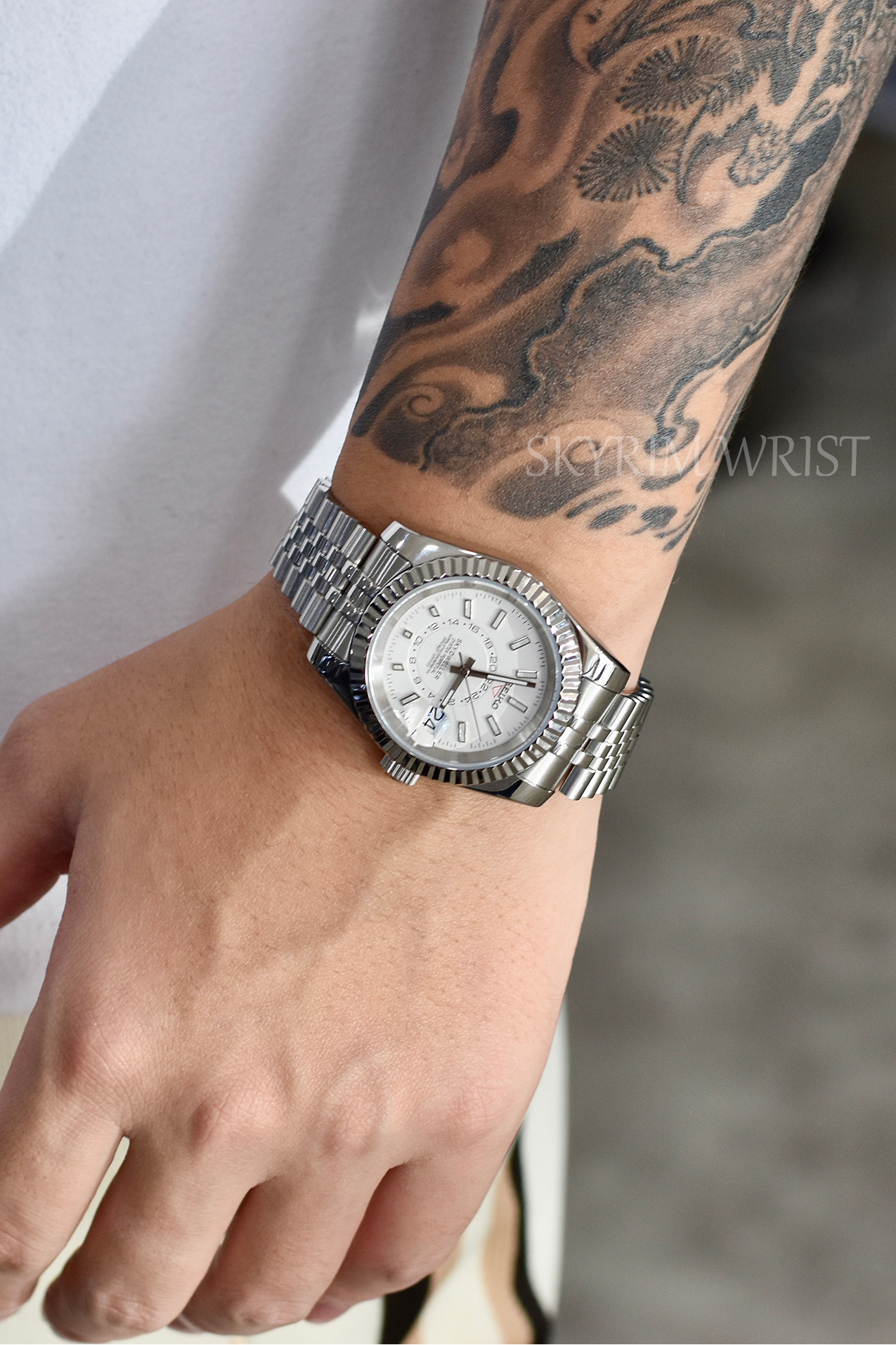 Mod Sky-Dweller White - SKYRIM WRIST