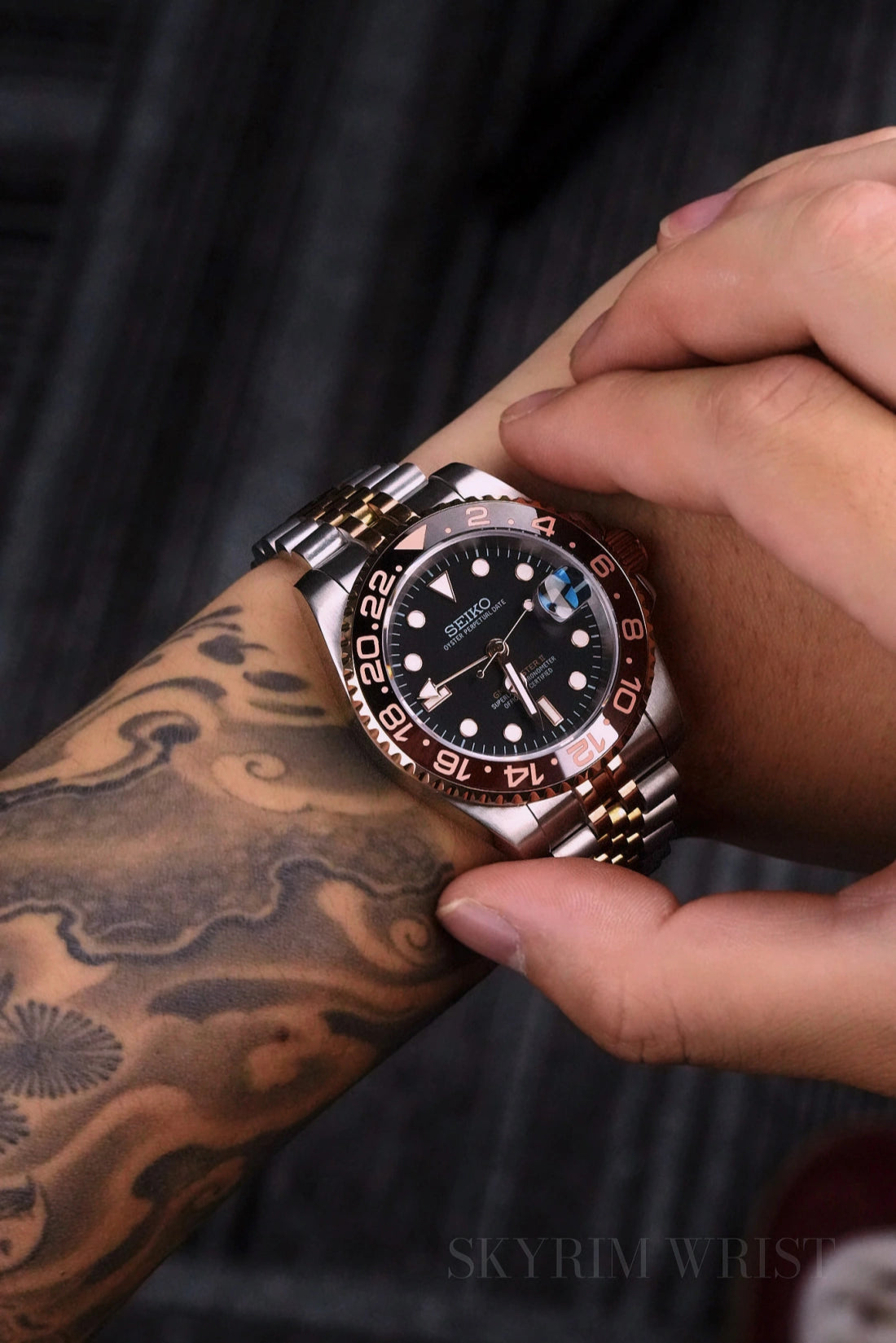 Mod GMT-Master II Rootbeer - SKYRIM WRIST