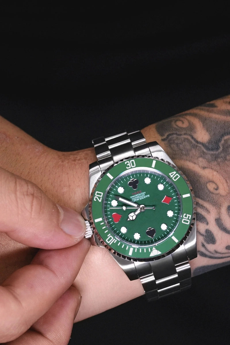Mod Submariner - Card Master Green Watch - SKYRIM WRIST