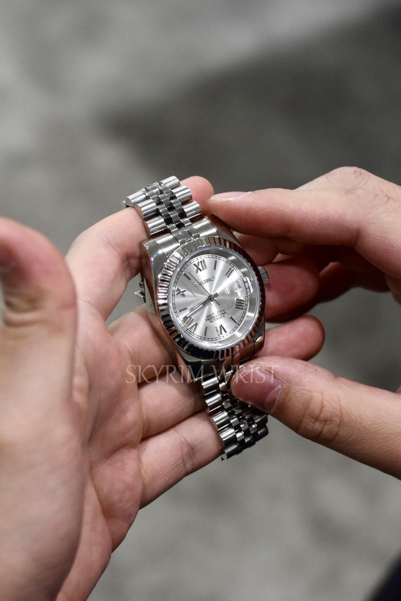 Seiko Mod Datejust with Roman Silver Dial – 39mm NH35 - SKYRIM WRIST