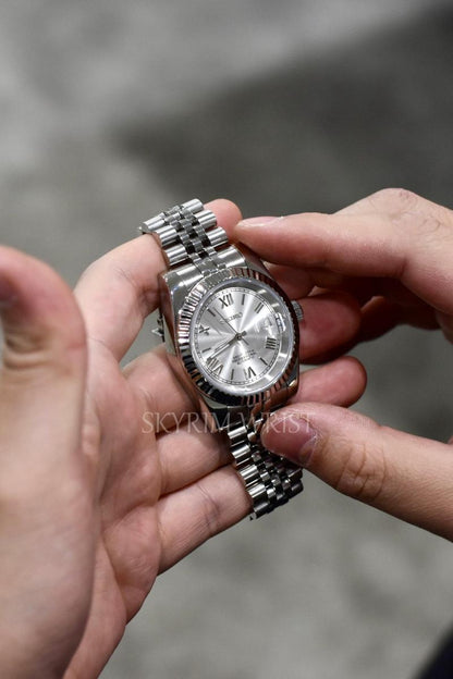 Mod Datejust Roman Silver - SKYRIM WRIST 