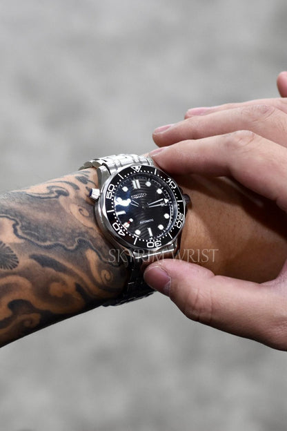 Mod Seamaster Silver Black - SKYRIM WRIST 