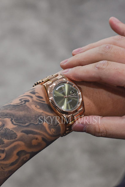 Mod Day-Date Rose Gold Green - SKYRIM WRIST 