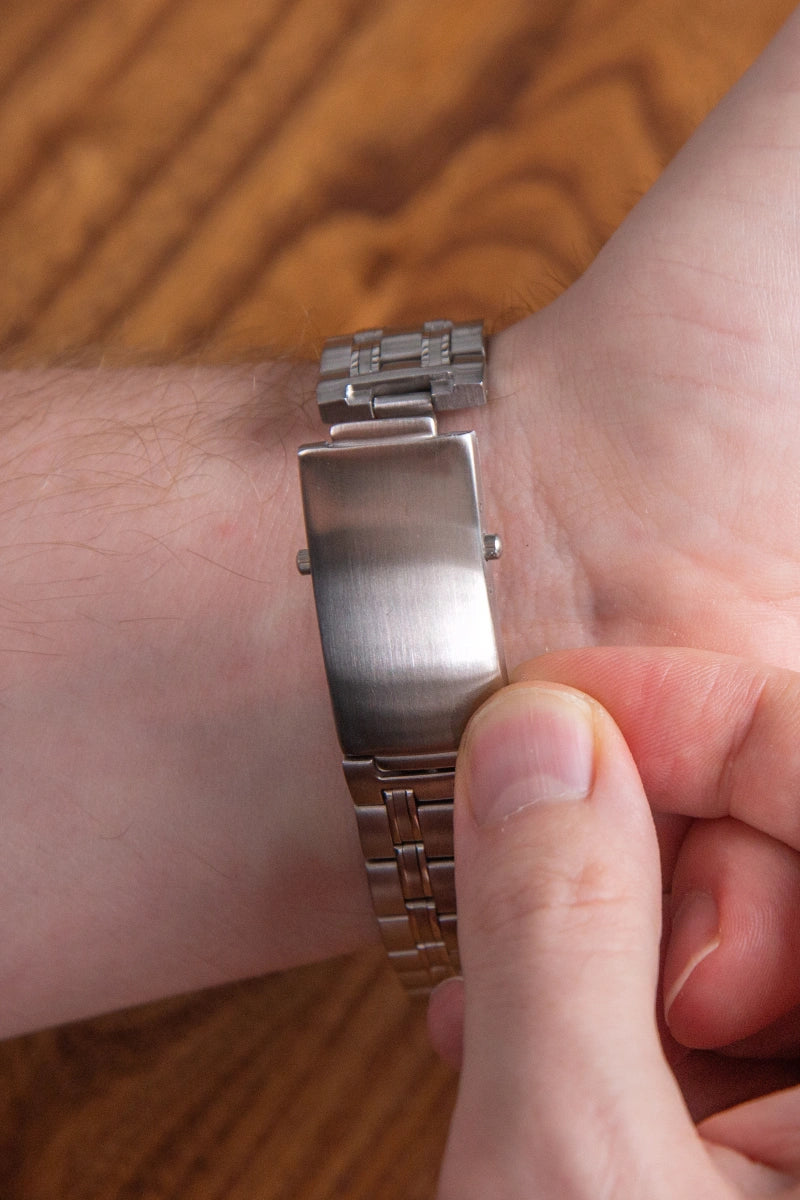 Image of Sunrise Seamaster Silver Blue - SKYRIM WRIST 