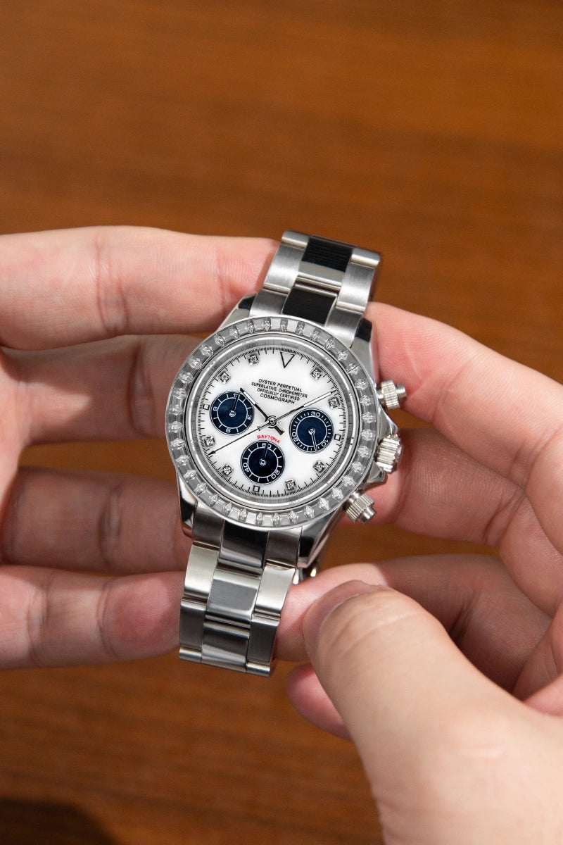 Mod Daytona White Pearl Diamond Watch - SKYRIM WRIST 