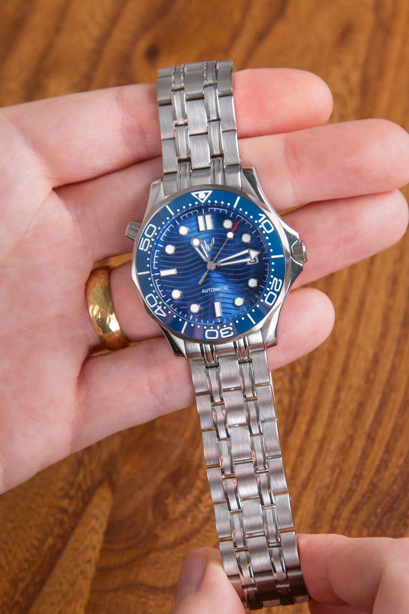 Image of Sunrise Seamaster Silver Blue - SKYRIM WRIST 