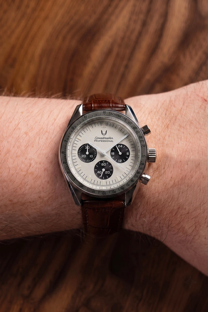 Image of Custom Speedmaster Vintage Racer Brown - SKYRIM WRIST 
