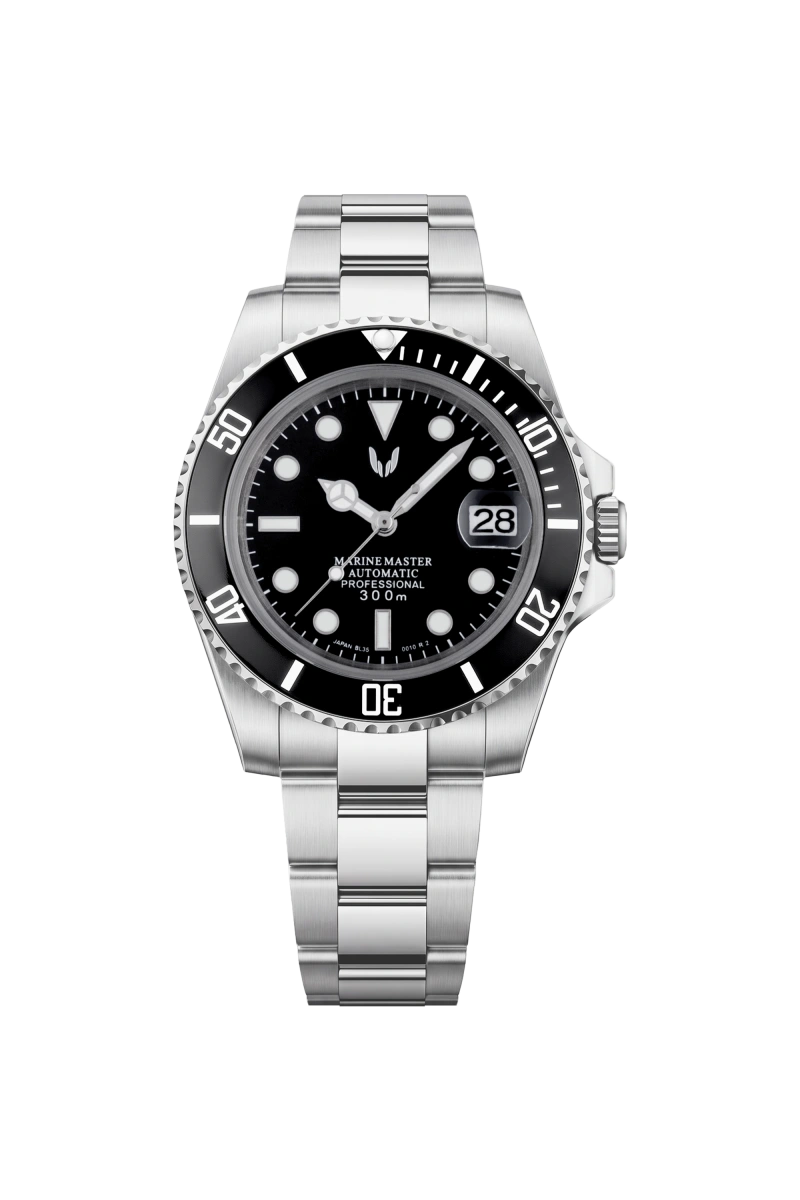 Custom Submariner Black automatic dive-style watch from Skyrim Wrist