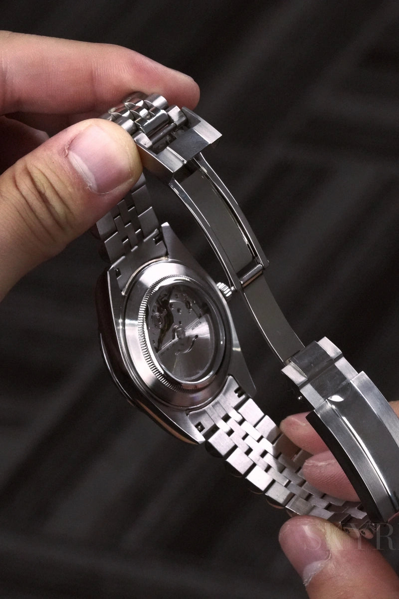 Image of Sovereign Day-Date Black - SKYRIM WRIST 