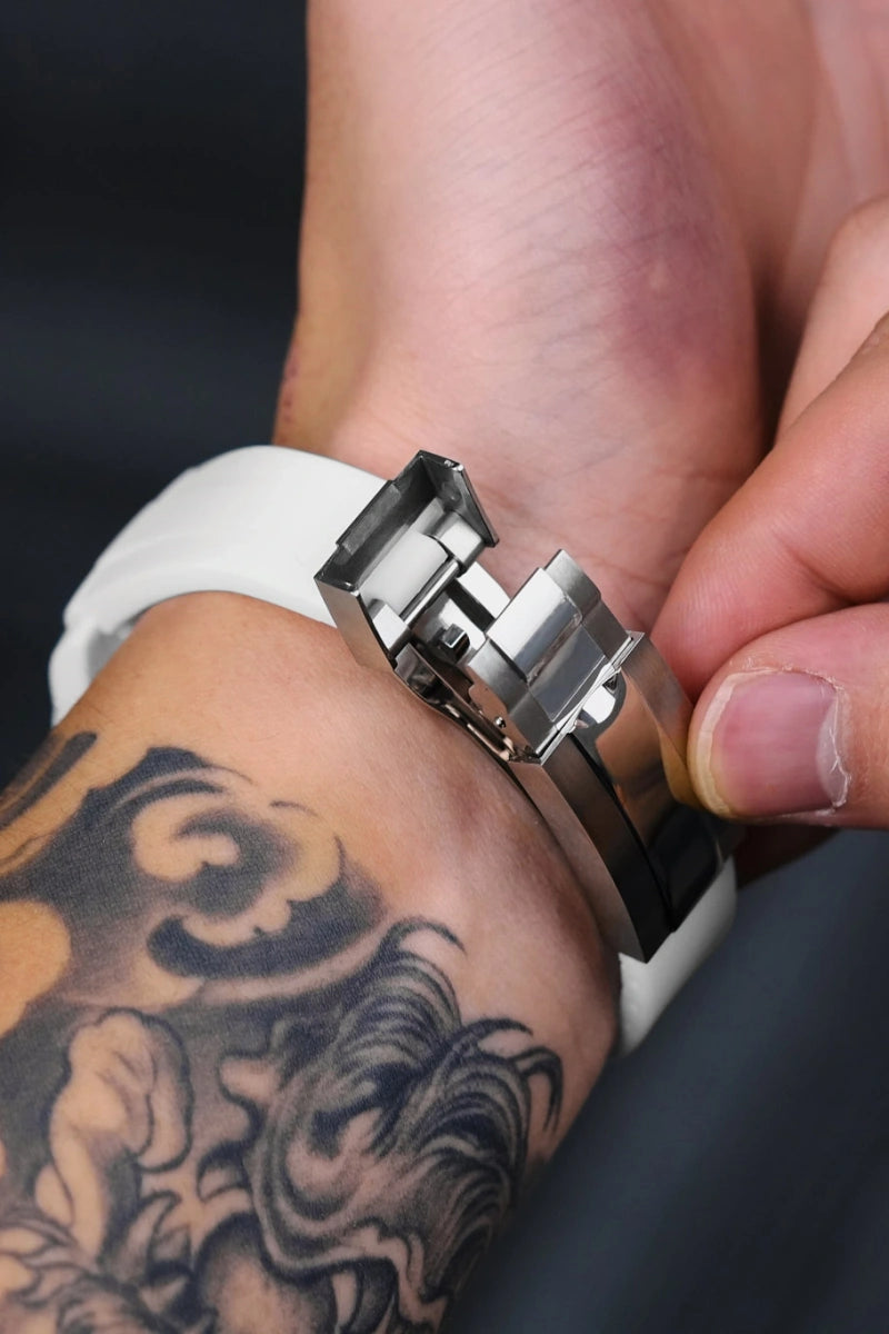 Mod Daytona Arctic Panda II Watch - SKYRIM WRIST 