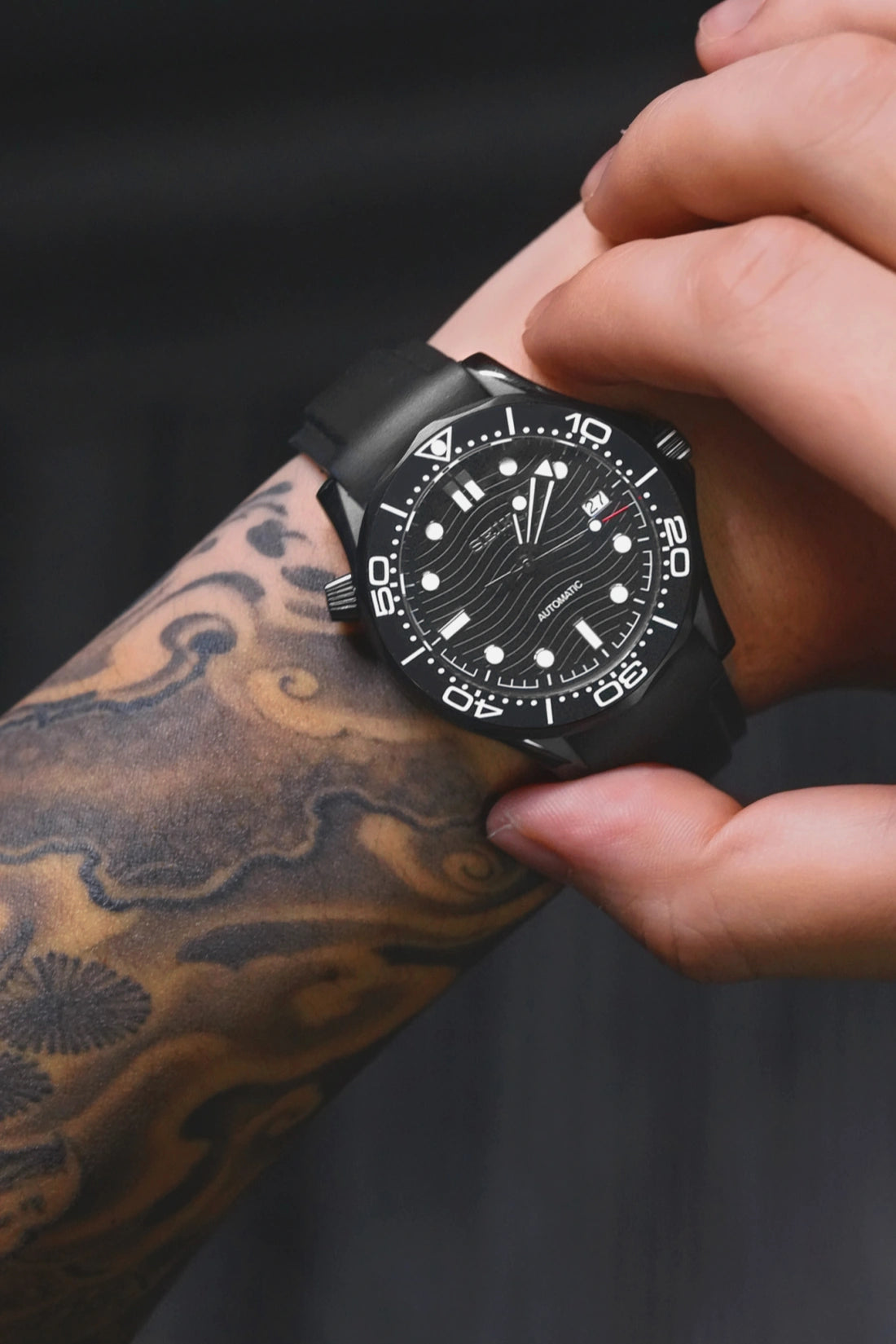 Mod Seamaster Black Wave II - SKYRIM WRIST 