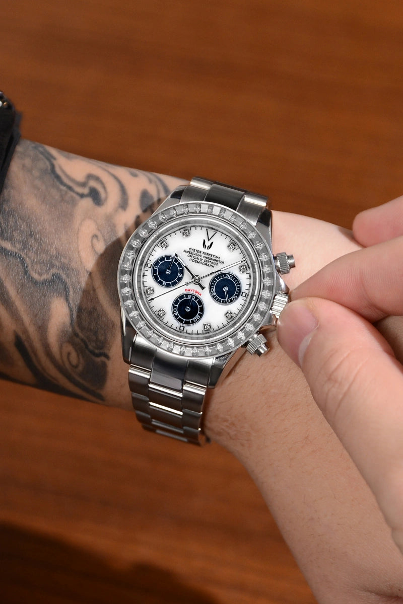 Image of Falcon Daytona White Pearl Diamond - SKYRIM WRIST 