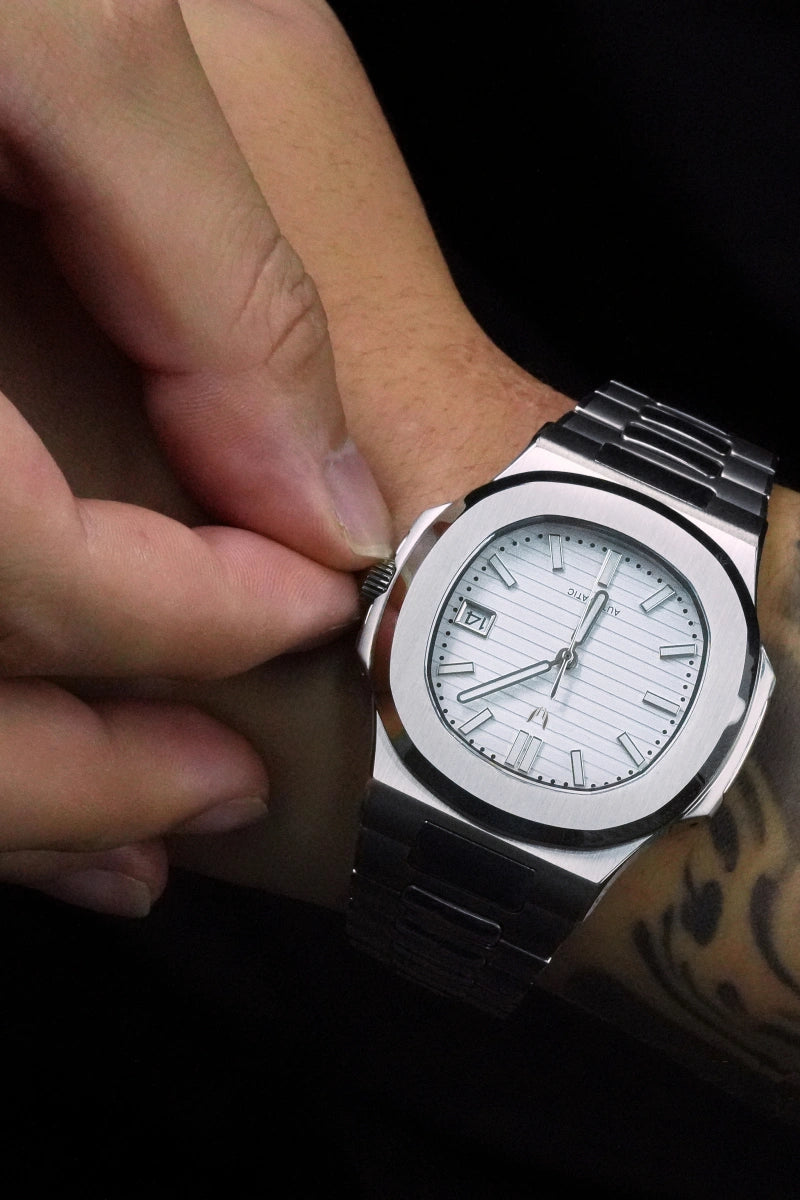 Image of Vision Nautilus Silver White - SKYRIM WRIST 