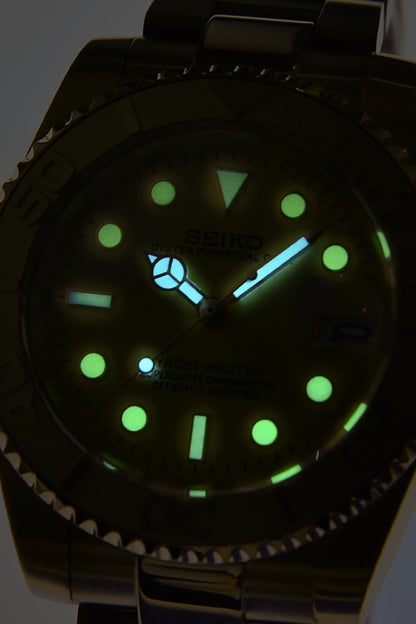 Mod Yacht-Master Gold - SKYRIM WRIST 