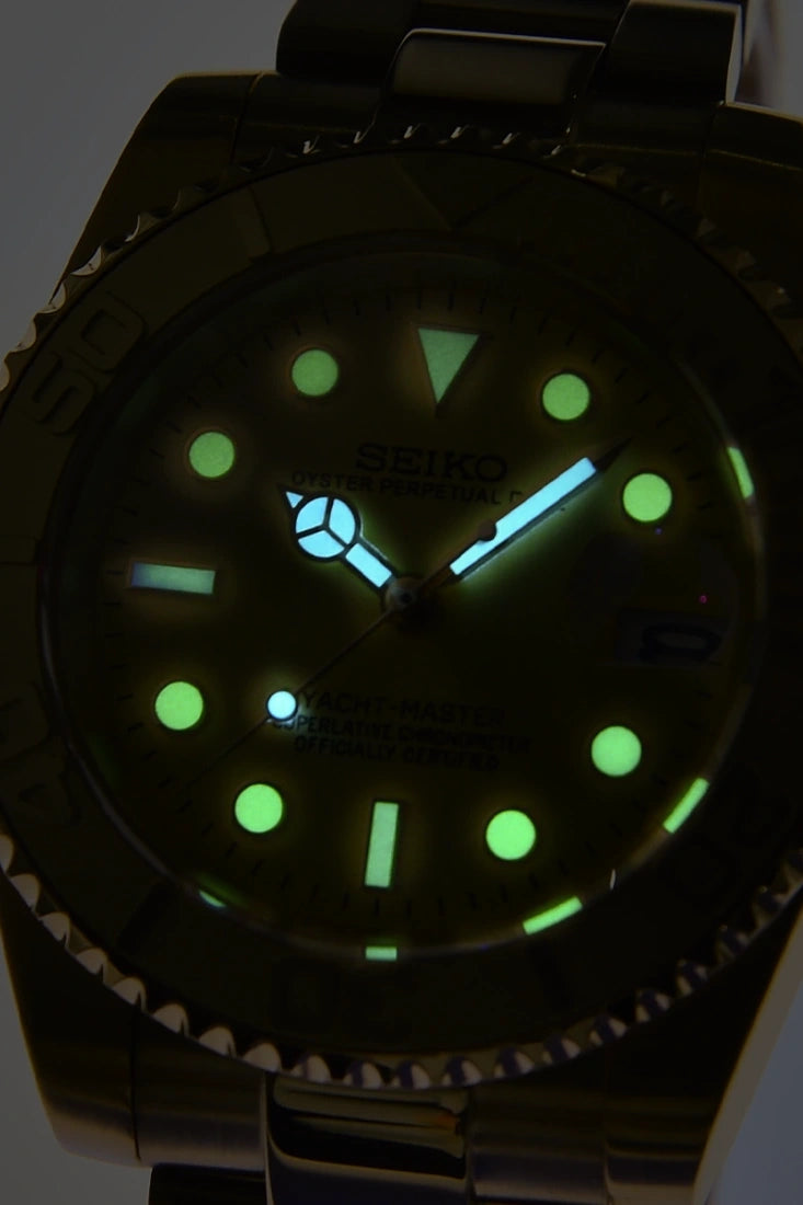 Mod Yacht-Master Gold - SKYRIM WRIST 